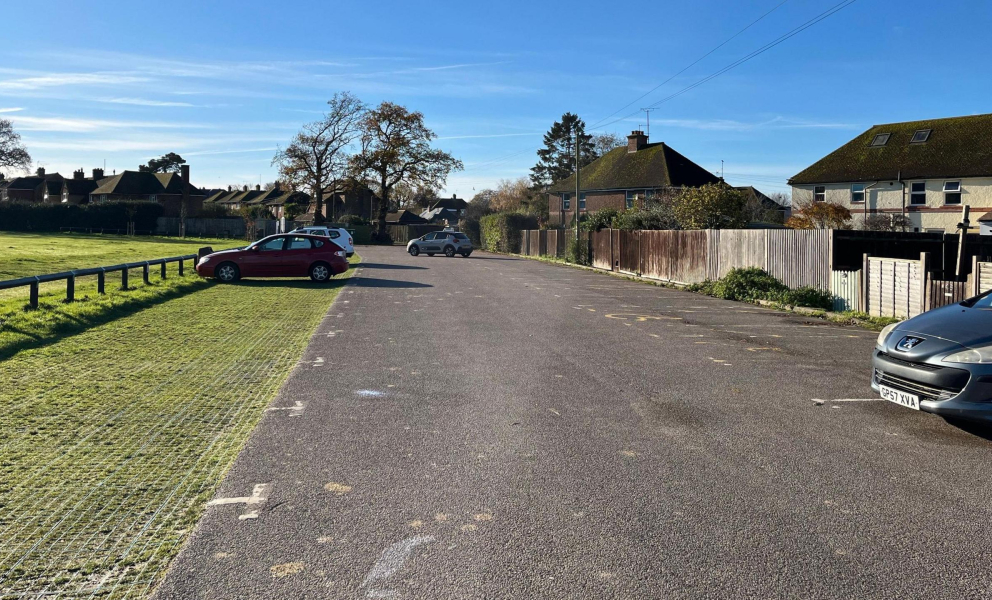 Picture of Little Common Rec car park.