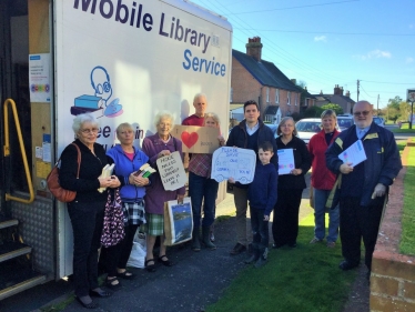 Huw at HOOE mobile library